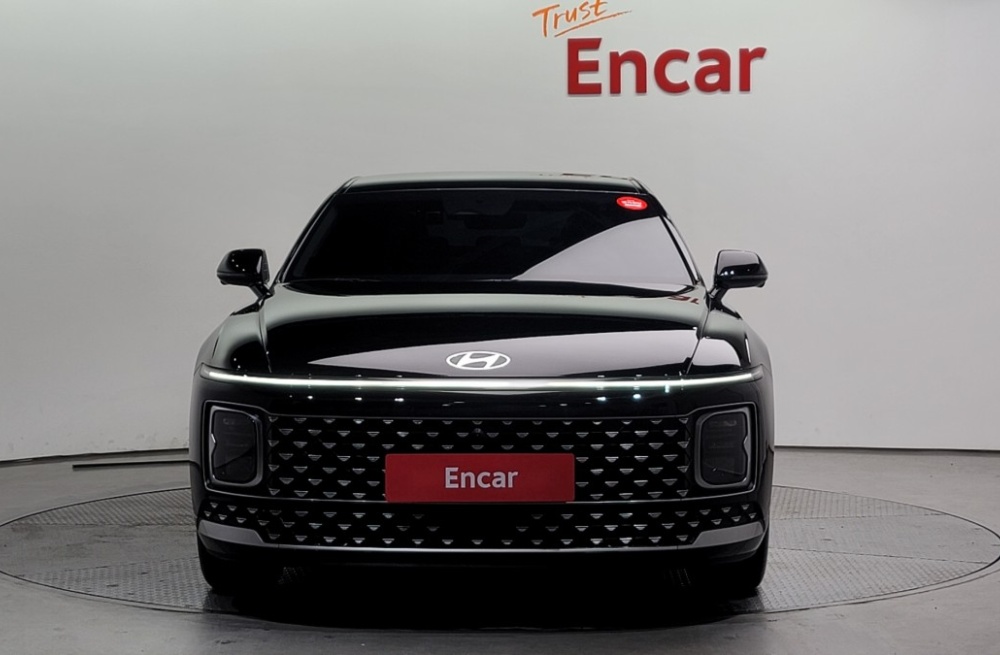 Hyundai Grandeur Hybrid (GN7)