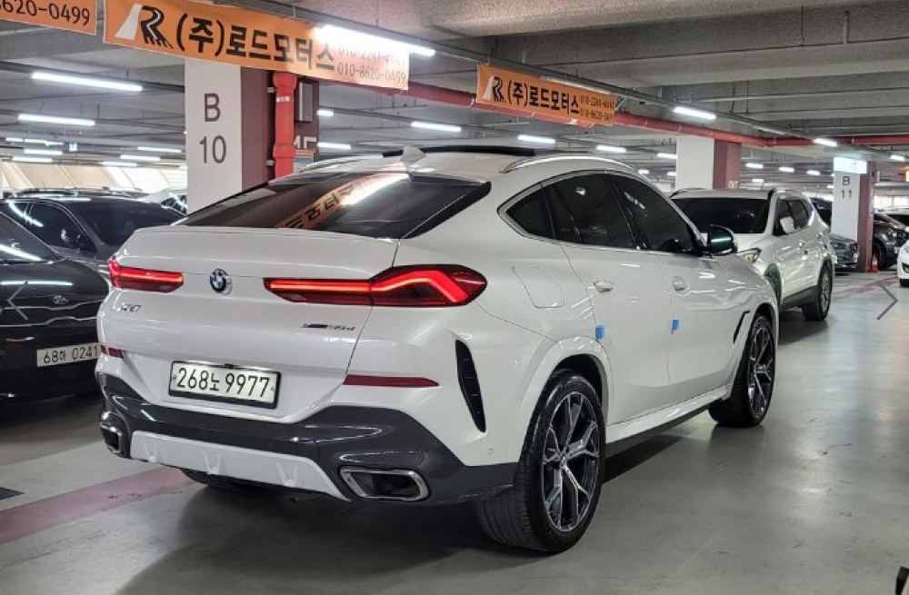 BMW X6 (G06)