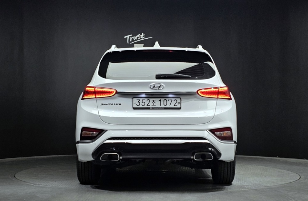 Hyundai Santa Fe TM