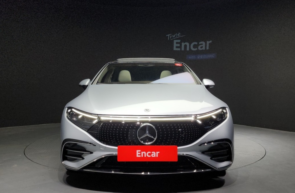 Mercedes-Benz EQS V297