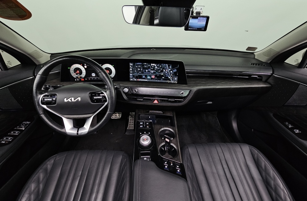 Kia K8 Hybrid