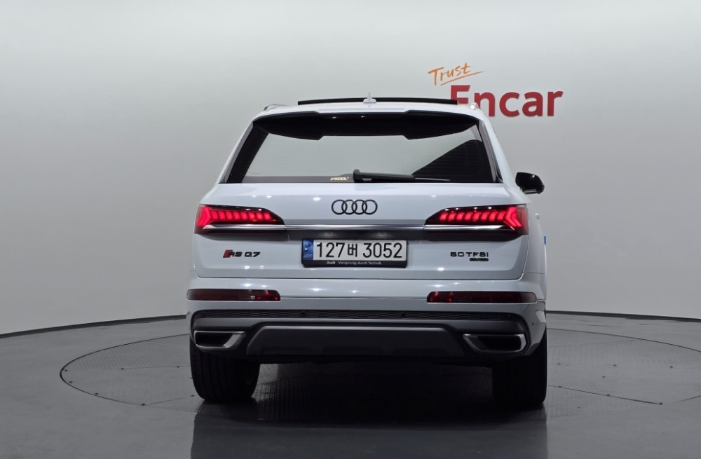 Audi Q7 (4M)