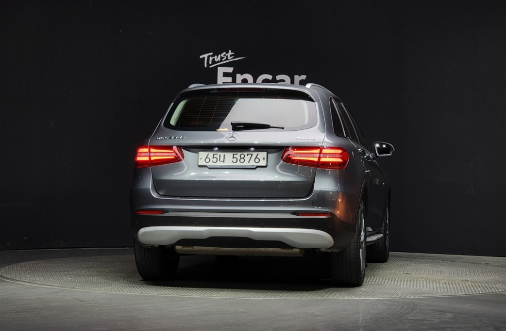 Mercedes-Benz GLC-Class X253