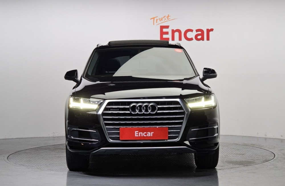 Audi Q7 (4M)