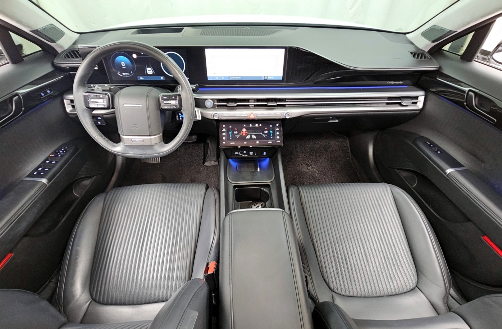 Hyundai Grandeur (GN7)