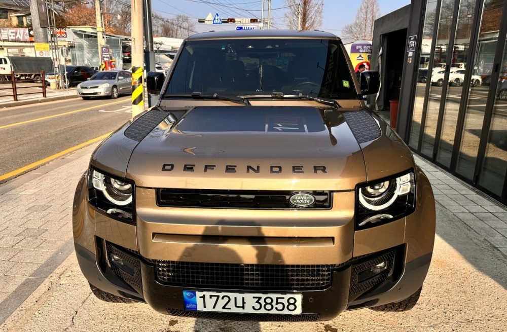 Land rover Defender (L663)