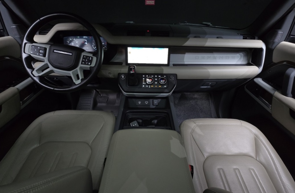 Land rover Defender (L663)