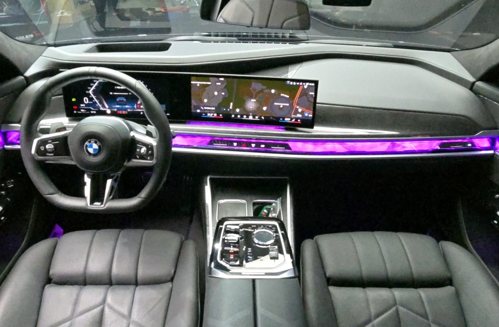 BMW 7 Series (G70)