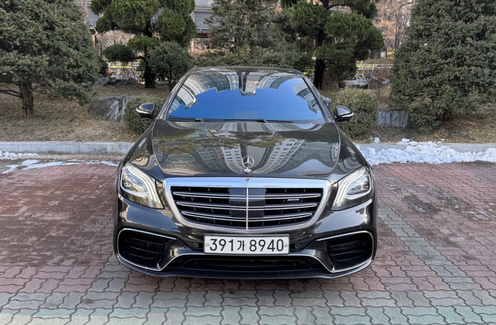 Mercedes-Benz S-Class W222