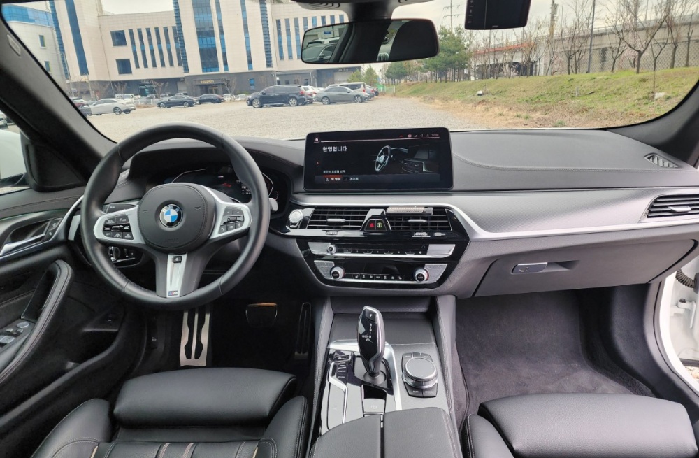 BMW 5 series (G30)