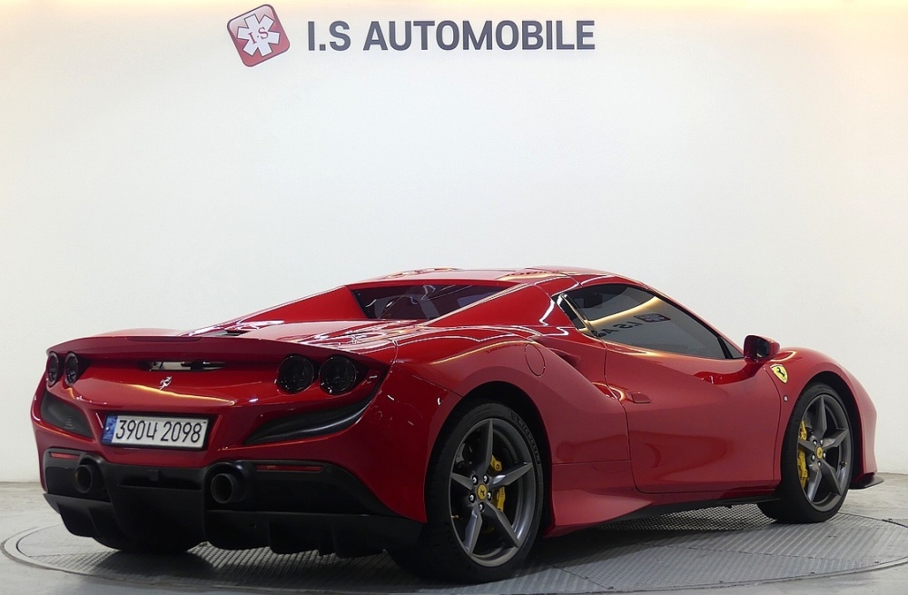 Ferrari F8 Spider