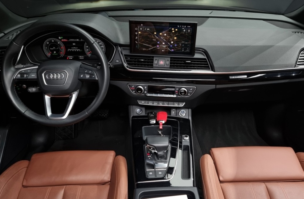Audi Q5 (FY)