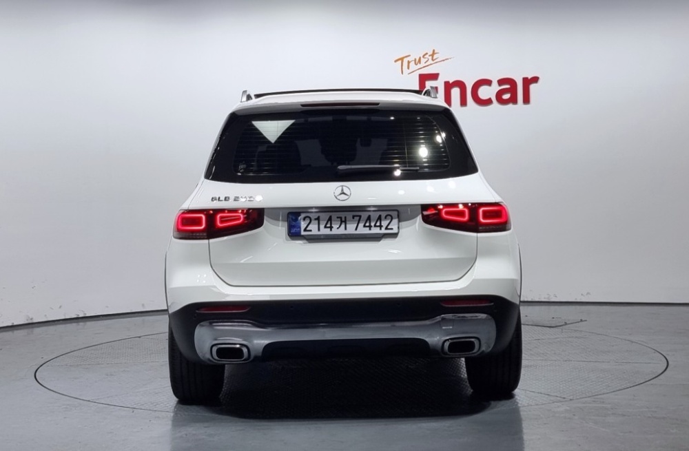 Mercedes-Benz GLB-Class X247