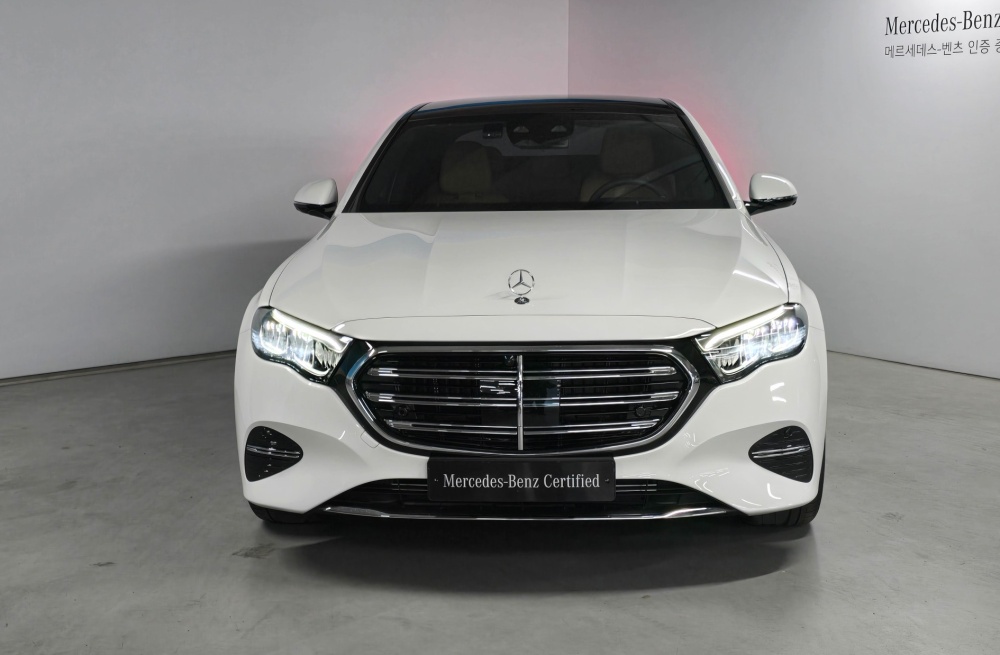 Mercedes-Benz E-Class W214