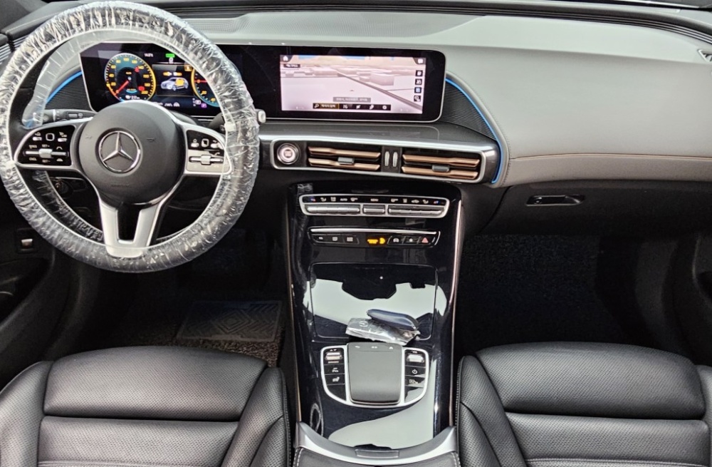 Mercedes-Benz EQC-N293