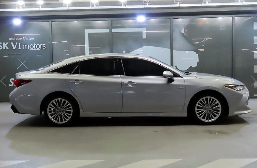 Toyota Avalon 5th generation