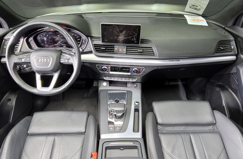 Audi Q5 (FY)