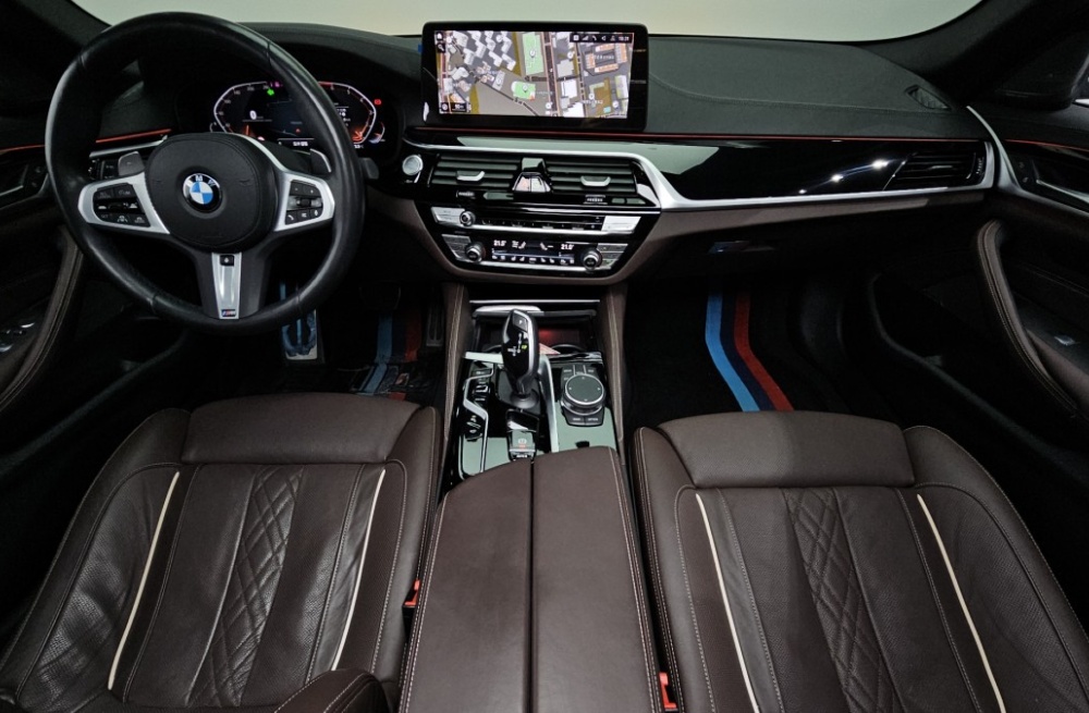 BMW 5 series (G30)