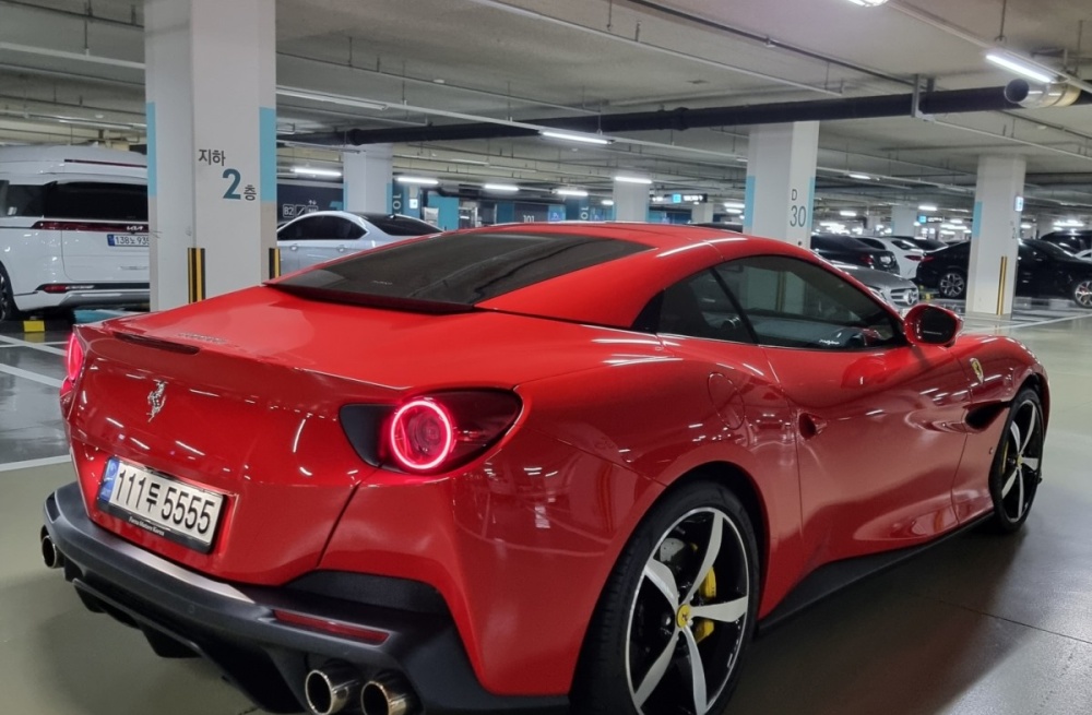 Ferrari portofino