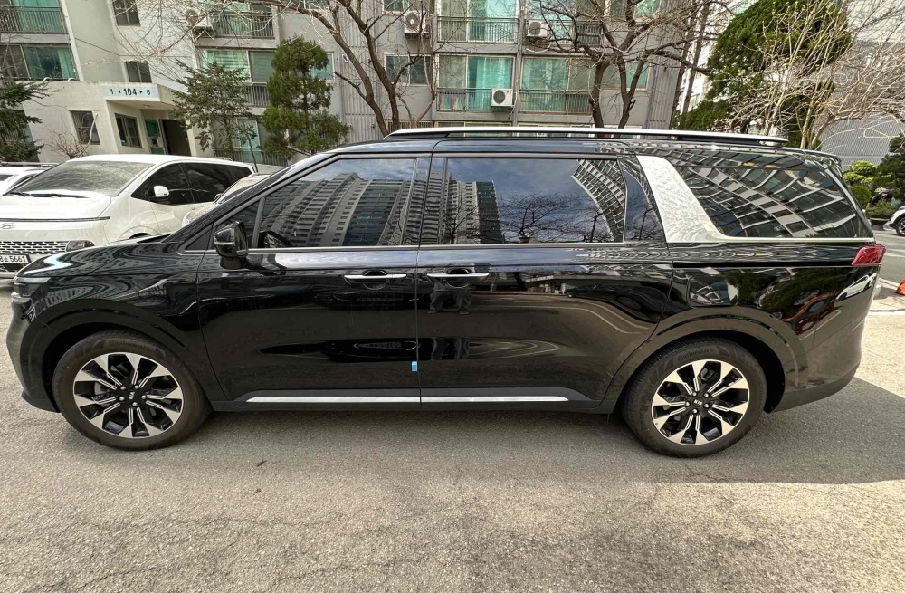 Kia Carnival 4th generation