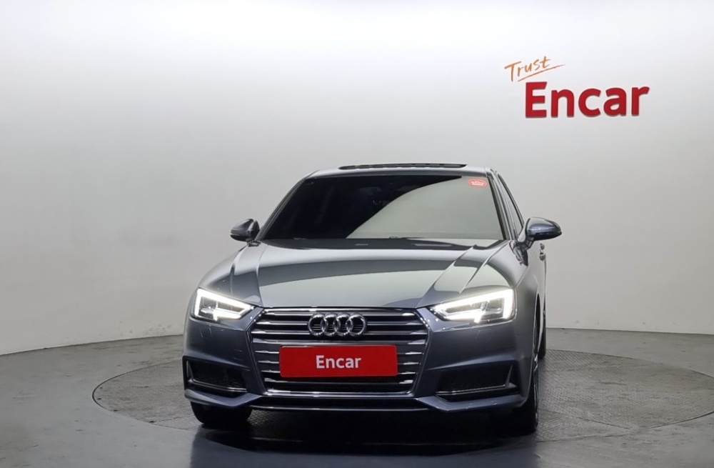 Audi A4 (B9)