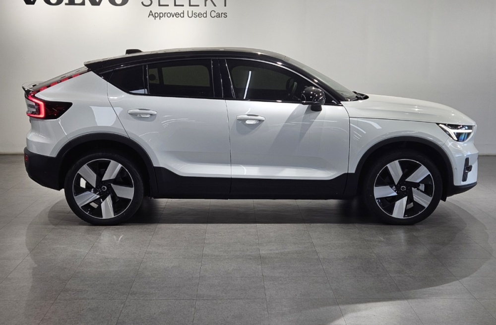 Volvo C40 recharge