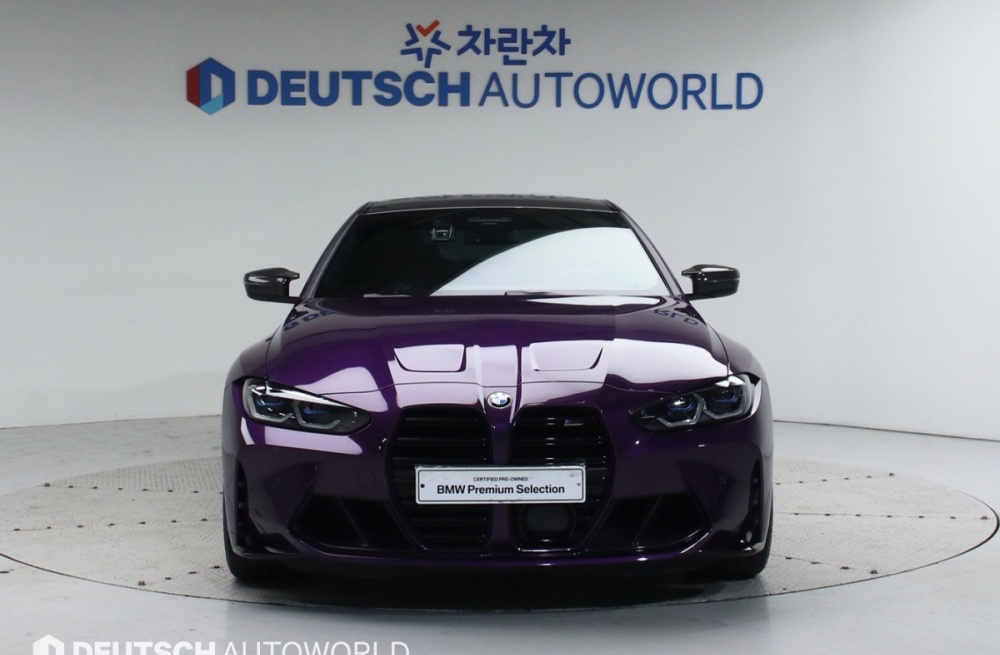 BMW M4 (G82)
