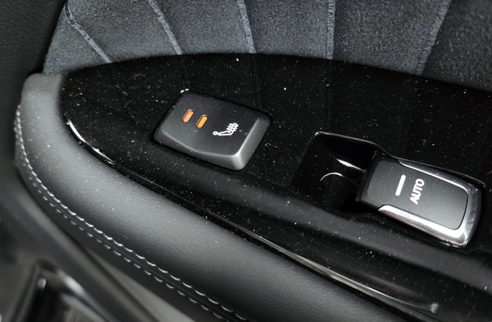 KG Mobility (Ssangyong) Rexton New Arena