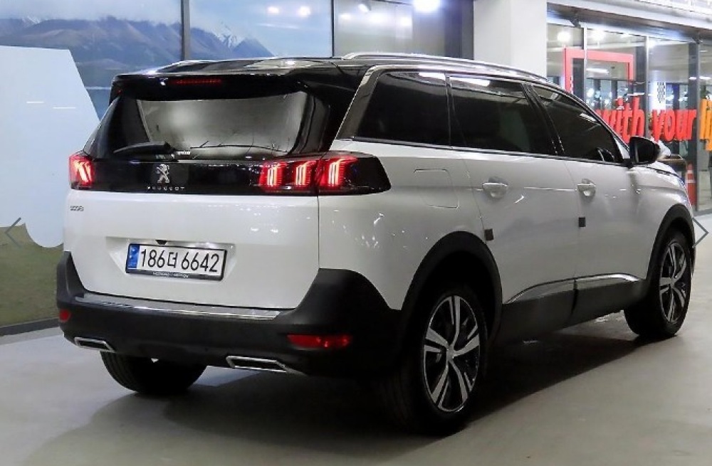 Peugeot 5008 2nd generation