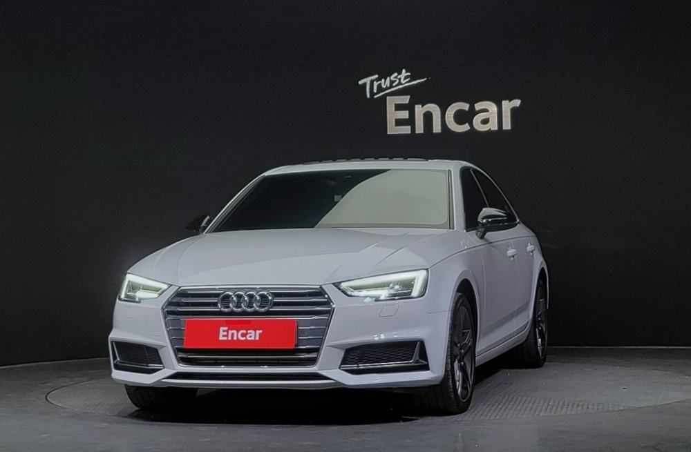 Audi A4 (B9)
