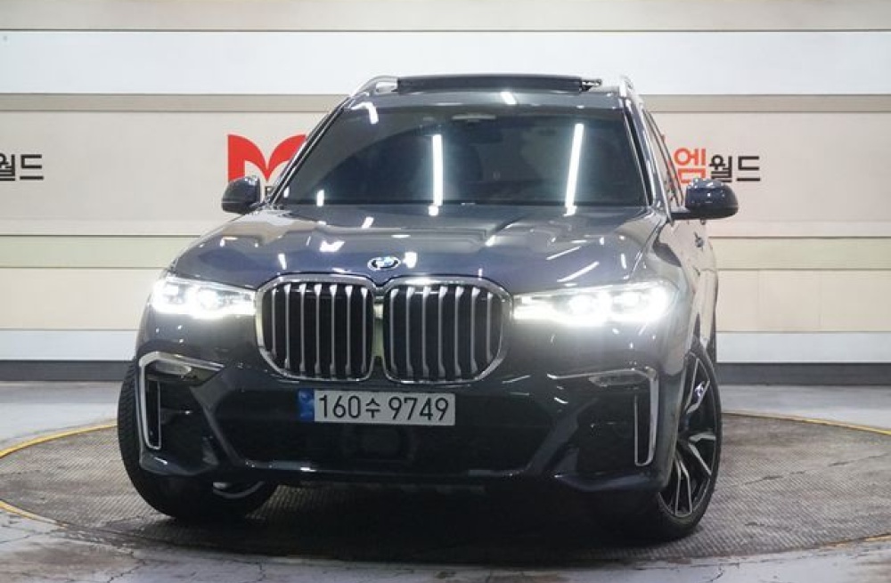 BMW X7 (G07)