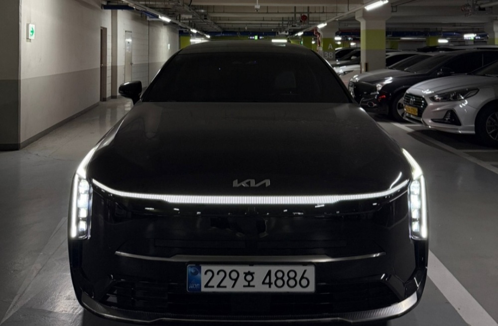 Kia The New K8