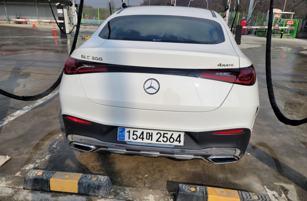 Mercedes-Benz GLC-Class X254