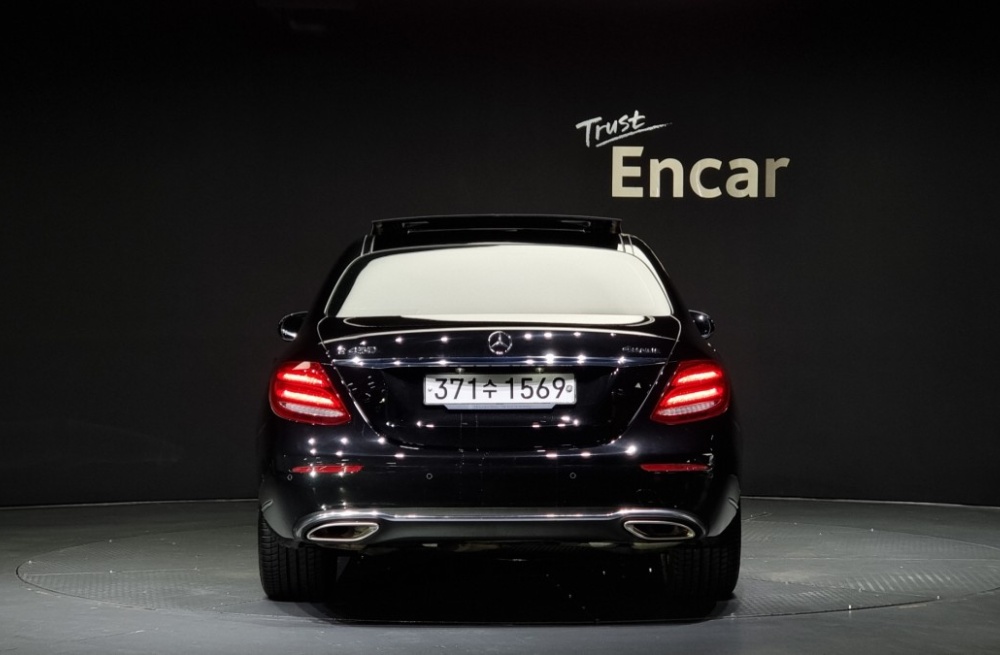 Mercedes-Benz E-Class W213