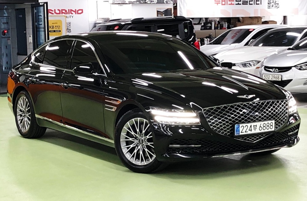 Genesis G80 (RG3)