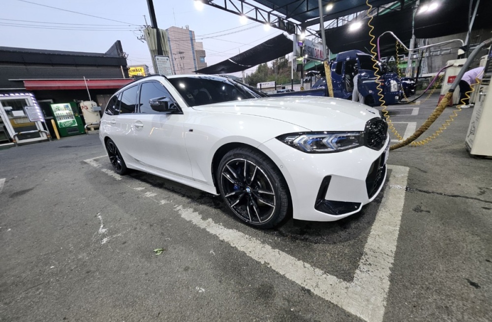 BMW 3 Series (G20)