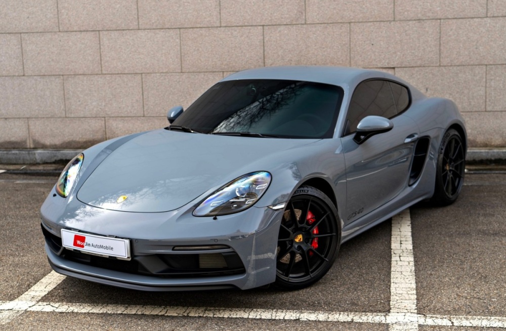 Porsche 718 Cayman