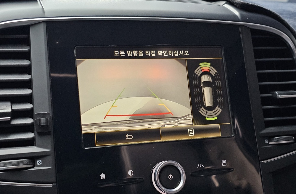 Renault Korea (Samsung) The New QM6