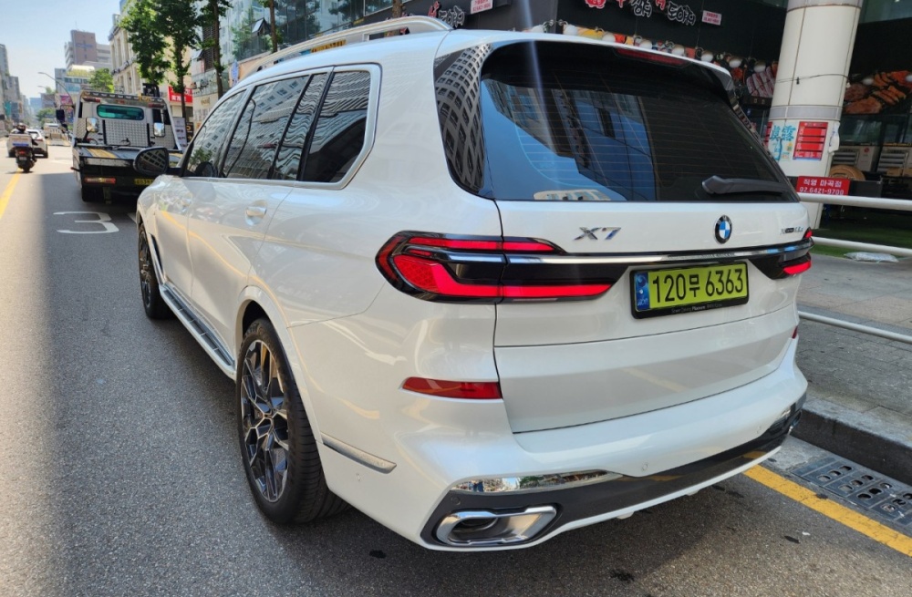 BMW X7 (G07)