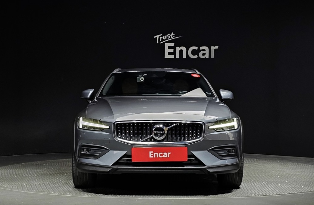 Volvo V60 Cross Country 2nd Generation