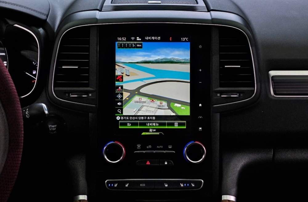 Renault Korea (Samsung) The New QM6