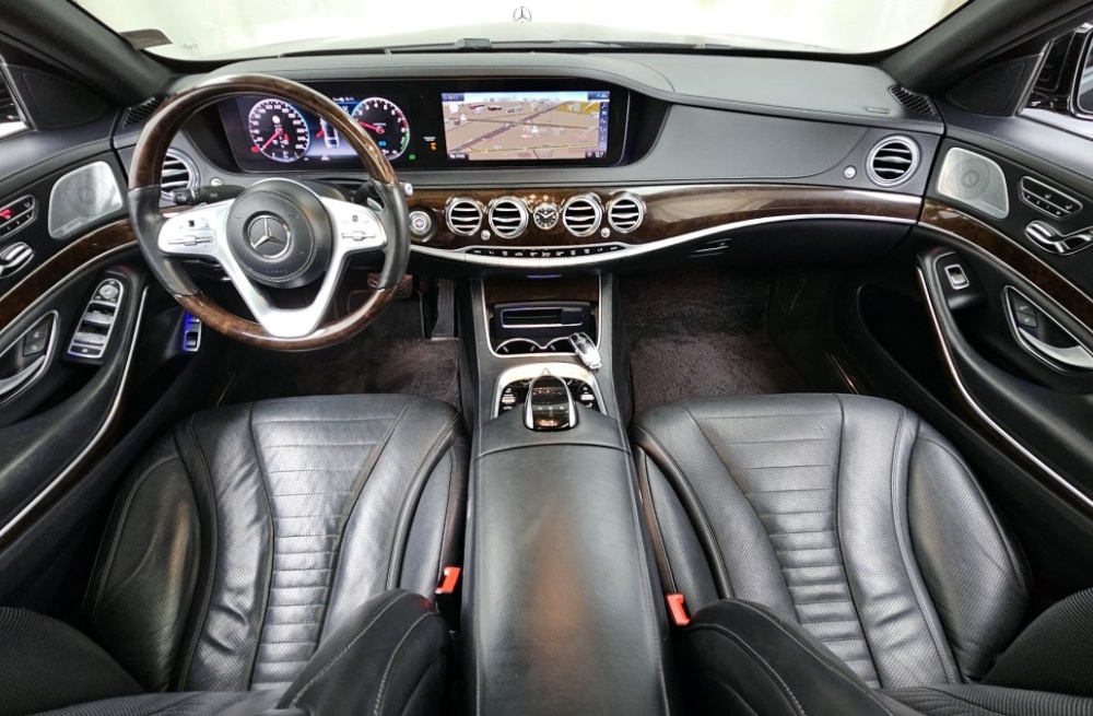 Mercedes-Benz S-Class W222