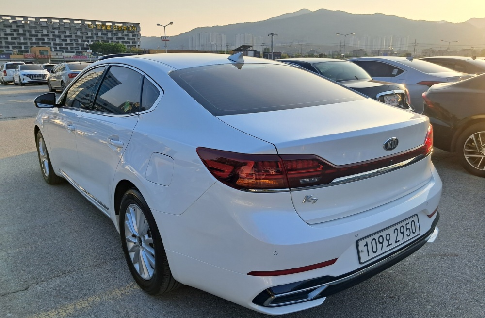 Kia K7 Premier