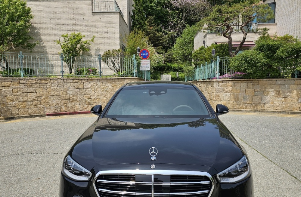 Mercedes-Benz S-Class W223