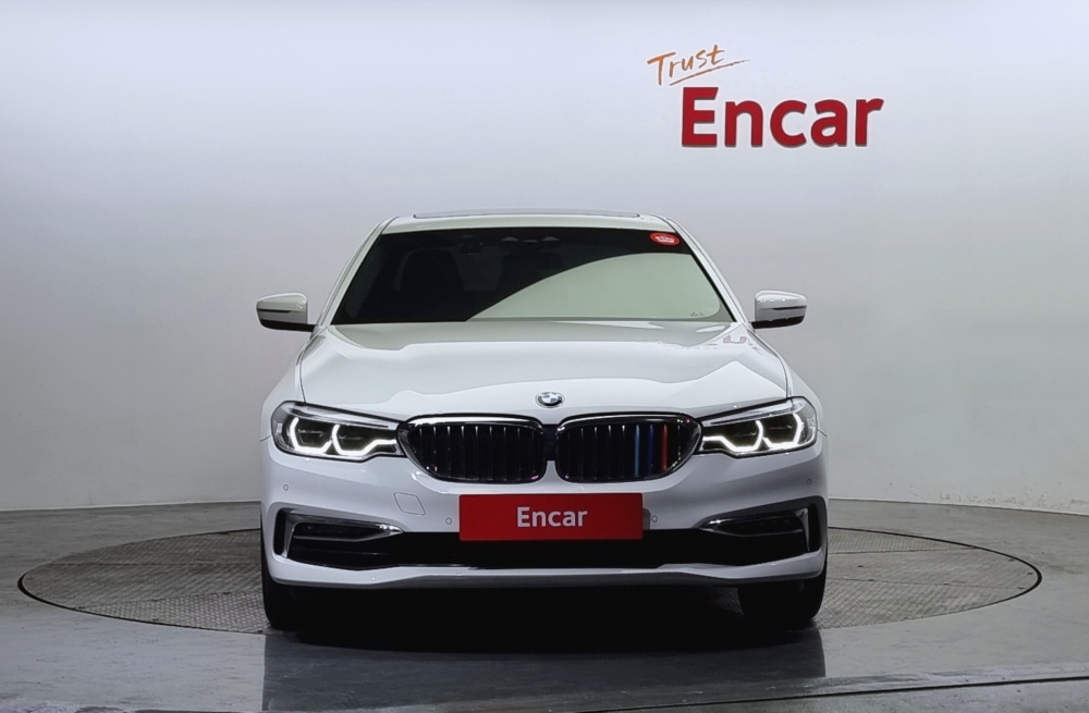 BMW 5 series (G30)