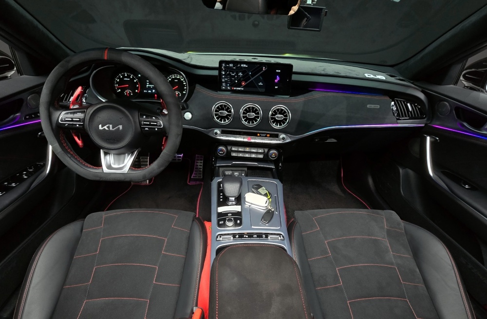 Kia Stinger Meister