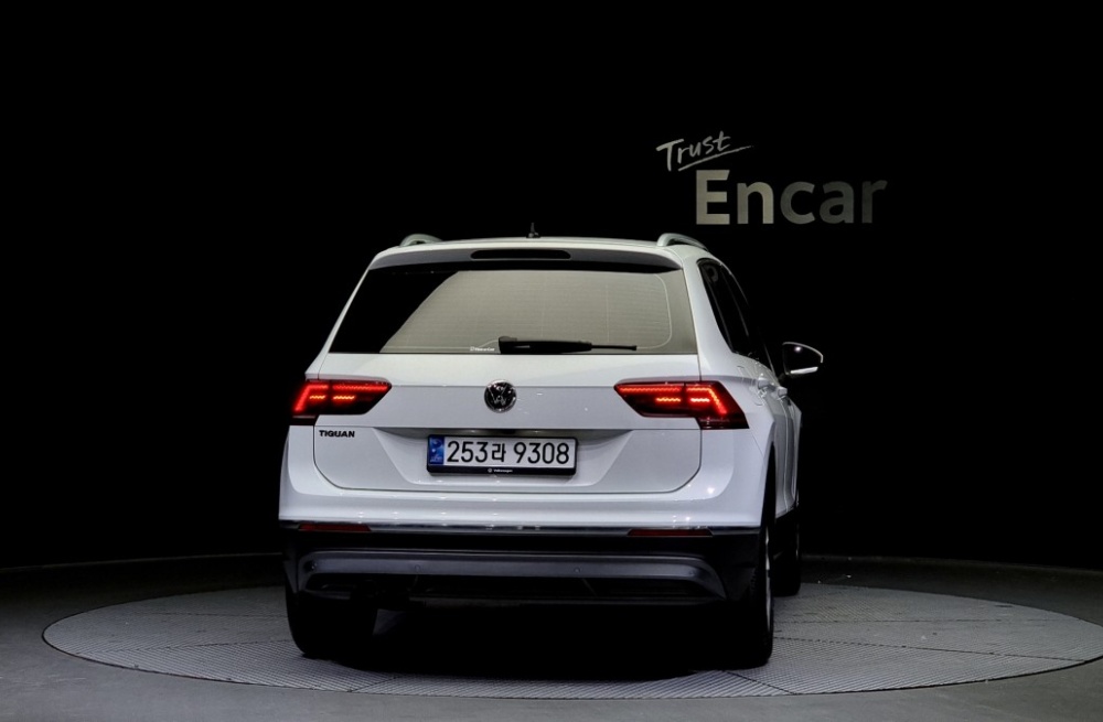 Volkswagen Tiguan 2nd generation