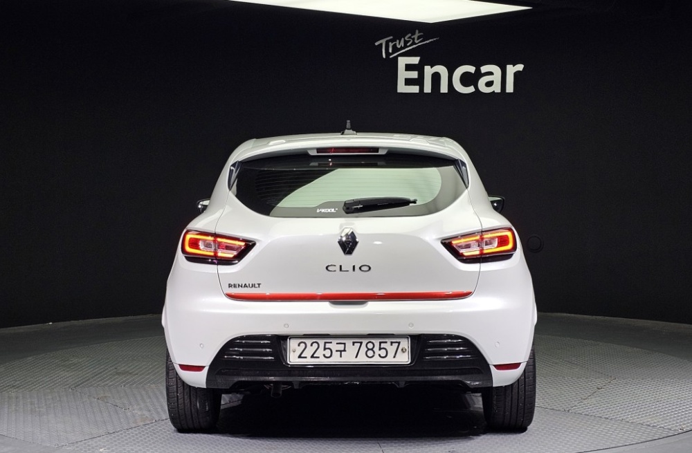 Renault Korea (Samsung) Clio