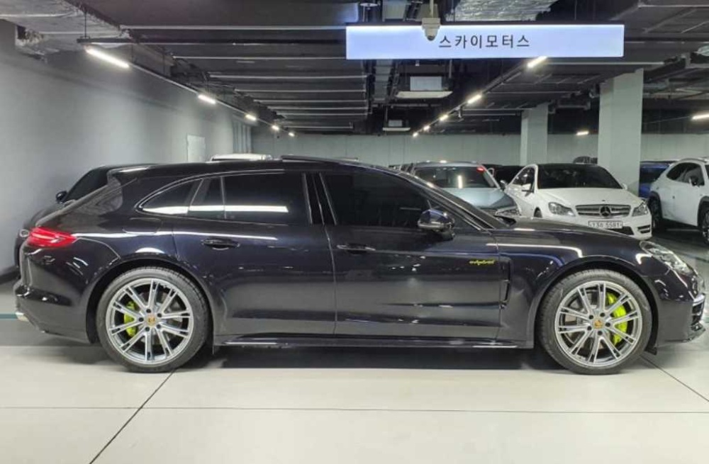 Porsche Panamera (971)