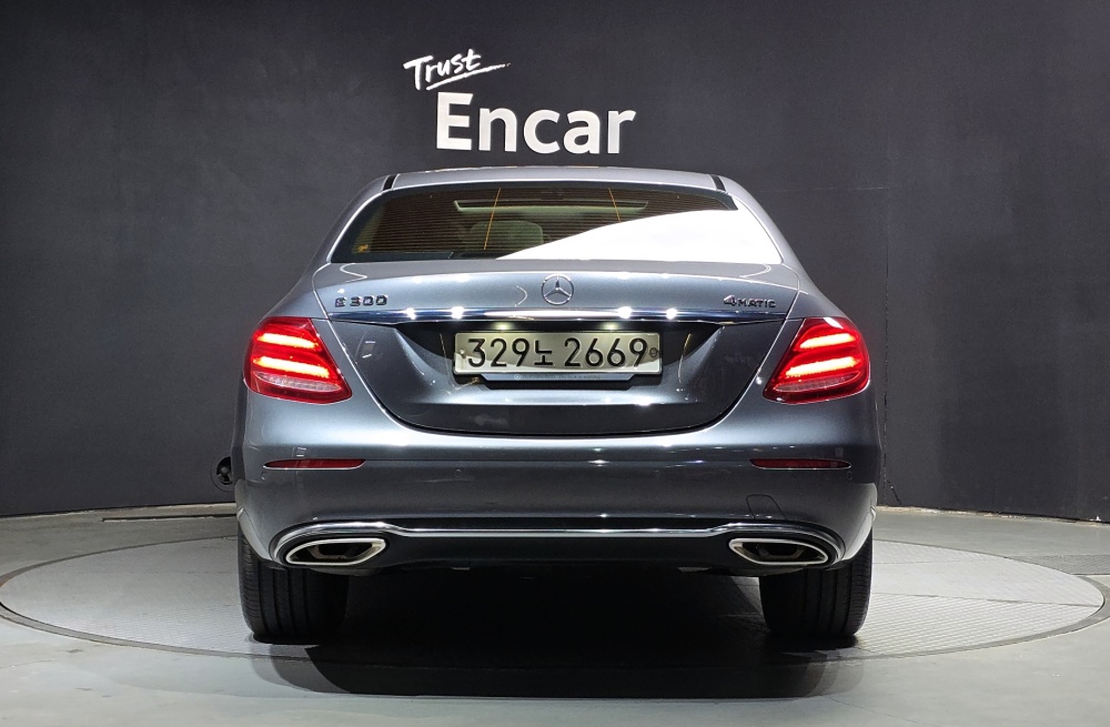 Mercedes-Benz E-Class W213